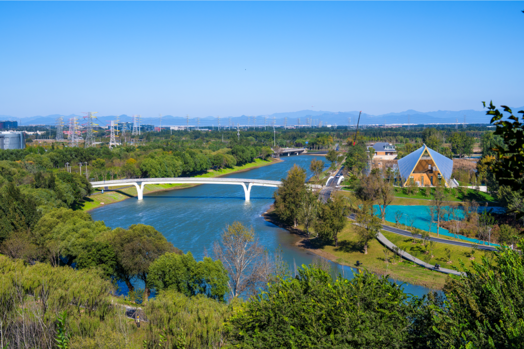 建工集团丨坝河通航！四季有景 水城共融 助力首都花园城市建设