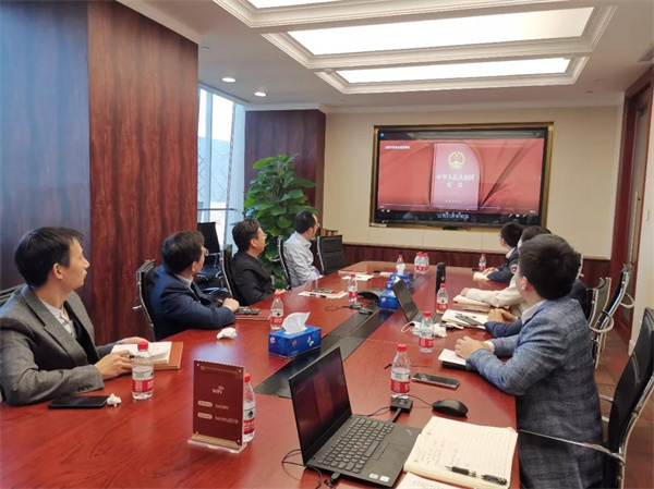 【国企法治快报】工美集团、首创集团、北京国管、永定河投资公司开展宪法宣传活动-3.jpg 【国企法治快报】工美集团、首创集团、北京国管、永定河投资公司开展宪法宣传活动-3.jpg